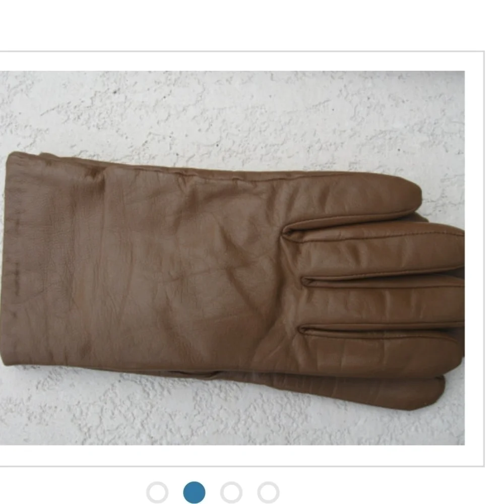 ISOTONER GENUINE LEATHER GLOVES SIZE LARGE